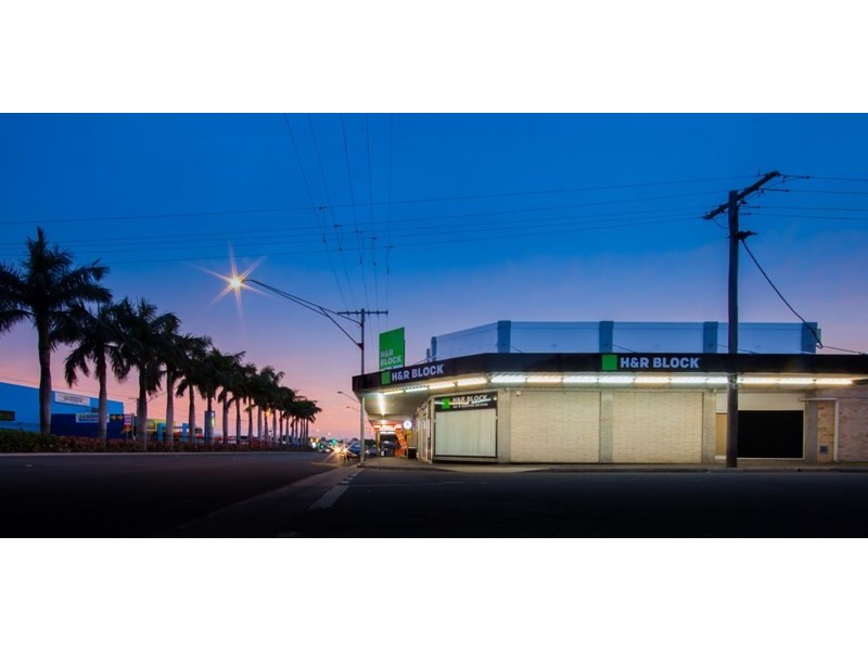 1 and 2, 151 Musgrave Street, Berserker QLD 4701