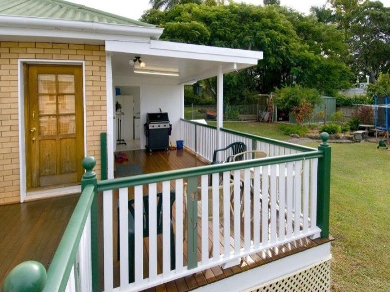 8 King Street, The Range QLD 4700