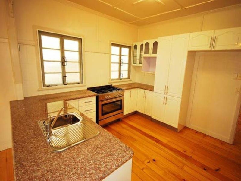 29 Elgin Street, The Range QLD 4700