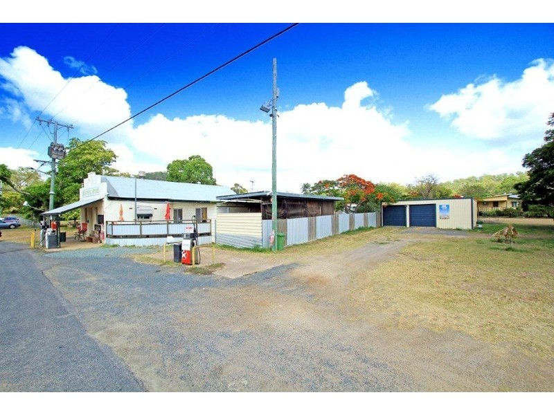 5 Main Street, Stanwell QLD 4702