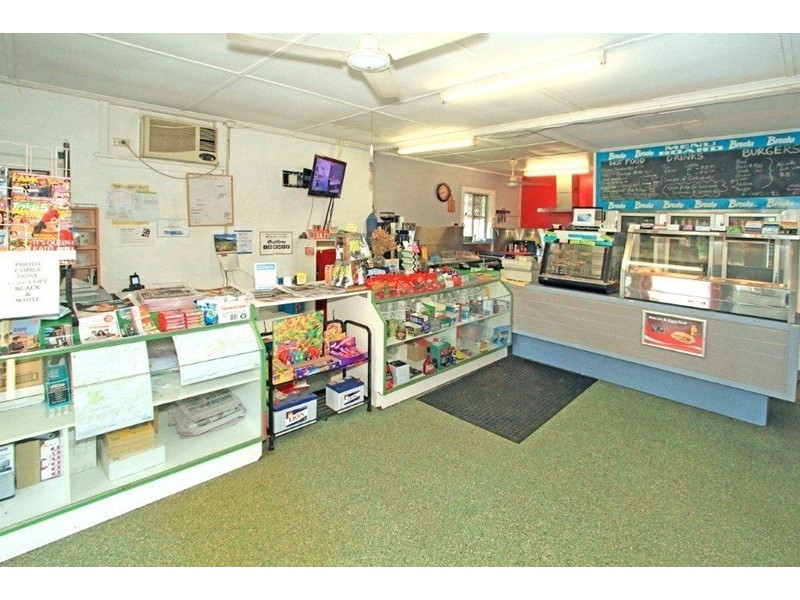 5 Main Street, Stanwell QLD 4702