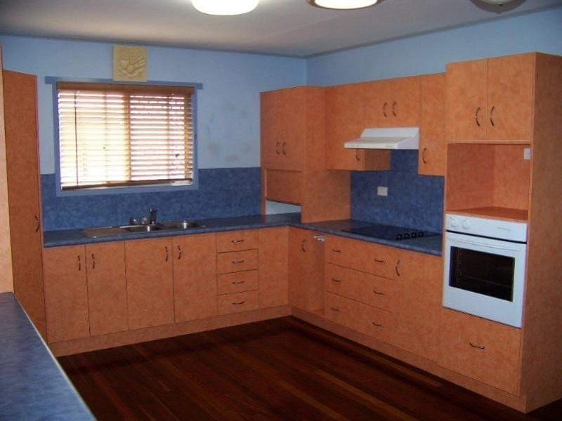 21 Churchill Street, Park Avenue QLD 4701