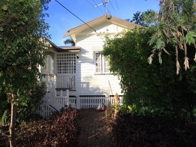 1 Lennox Street, The Range QLD 4700