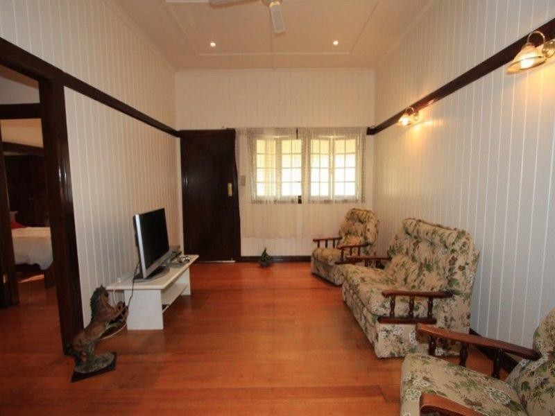 1 Lennox Street, The Range QLD 4700