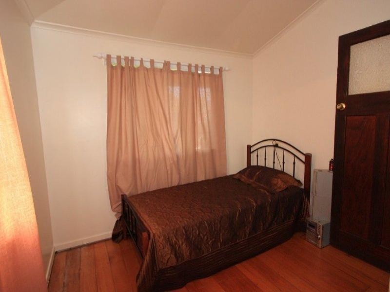 1 Lennox Street, The Range QLD 4700