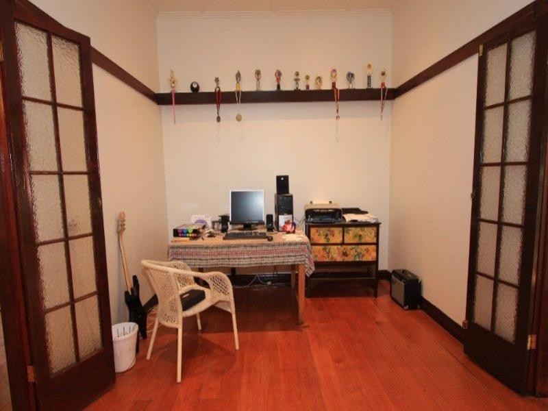 1 Lennox Street, The Range QLD 4700