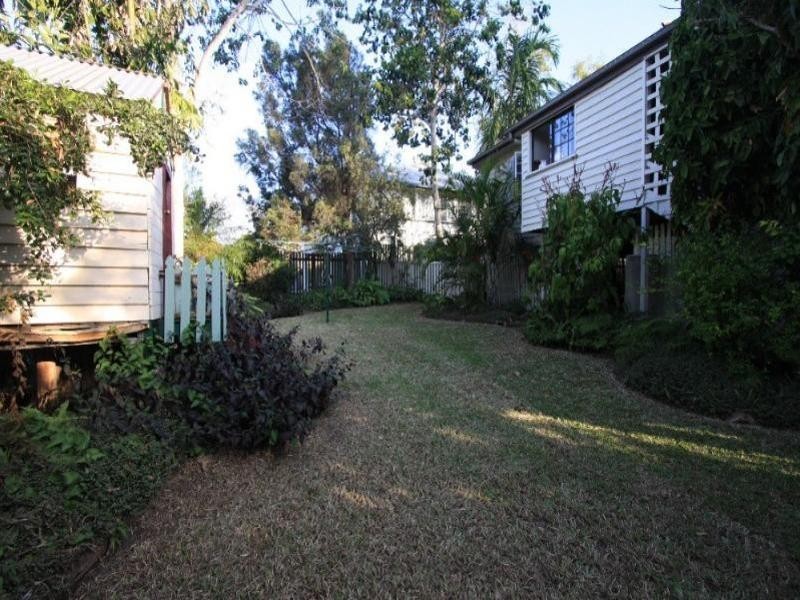 1 Lennox Street, The Range QLD 4700