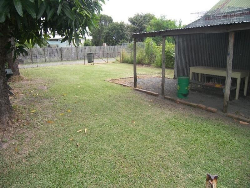 42 Lion Creek Road, Wandal QLD 4700