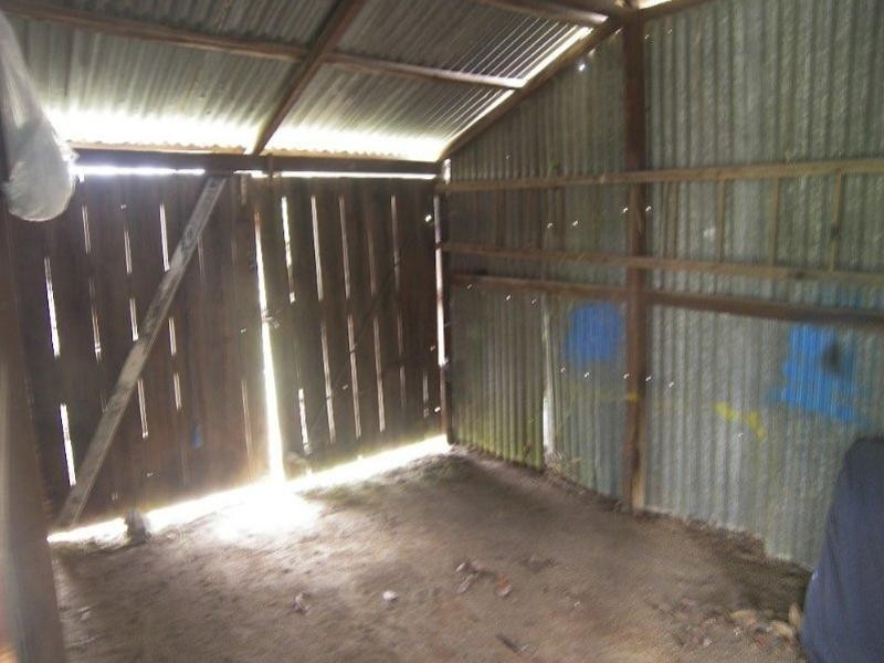 42 Lion Creek Road, Wandal QLD 4700