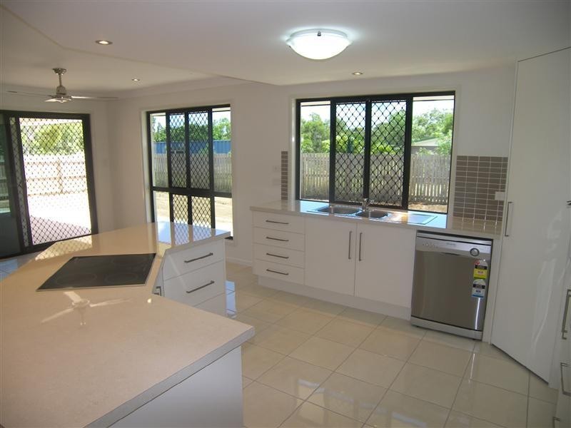 26 Corella Drive, Gracemere QLD 4702