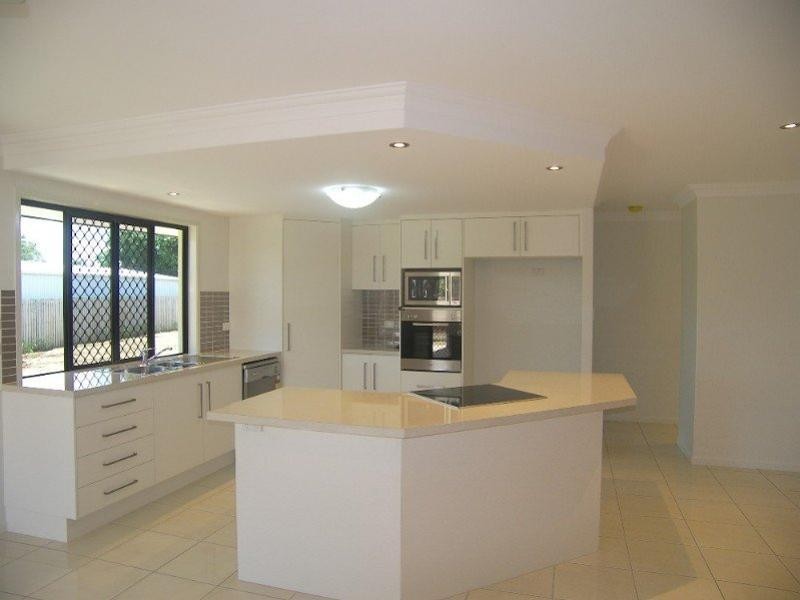 26 Corella Drive, Gracemere QLD 4702