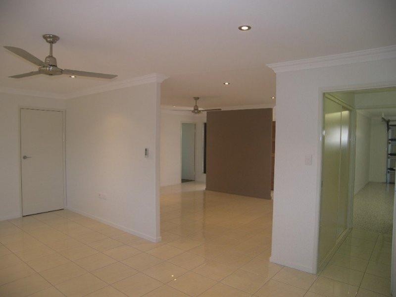 26 Corella Drive, Gracemere QLD 4702