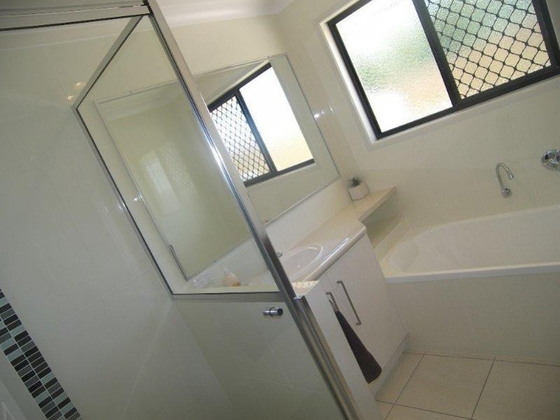 26 Corella Drive, Gracemere QLD 4702