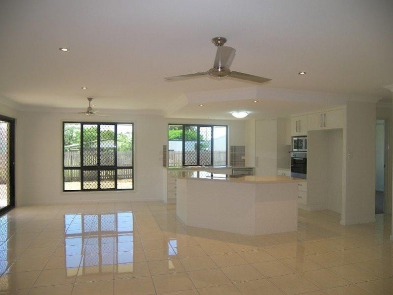 26 Corella Drive, Gracemere QLD 4702