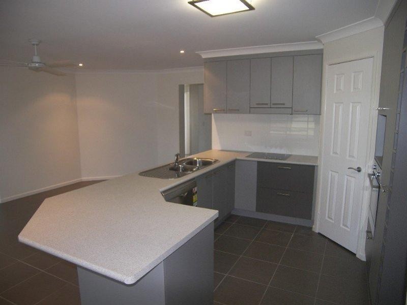 7 Lorikeet Court, Gracemere QLD 4702