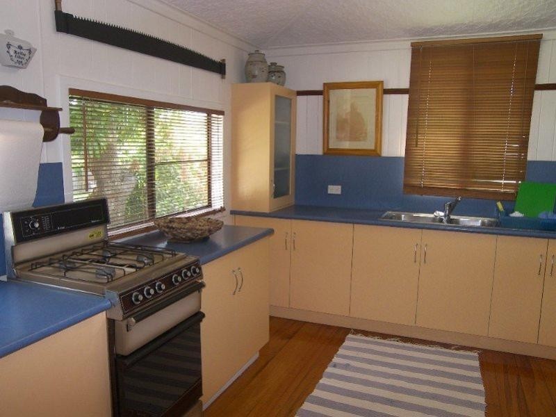 44 Lion Creek Road, Wandal QLD 4700