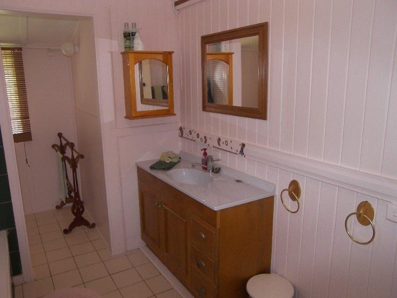 44 Lion Creek Road, Wandal QLD 4700