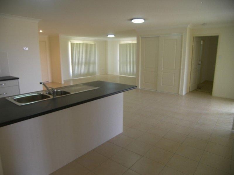 1 Anna Meares Avenue, Gracemere QLD 4702