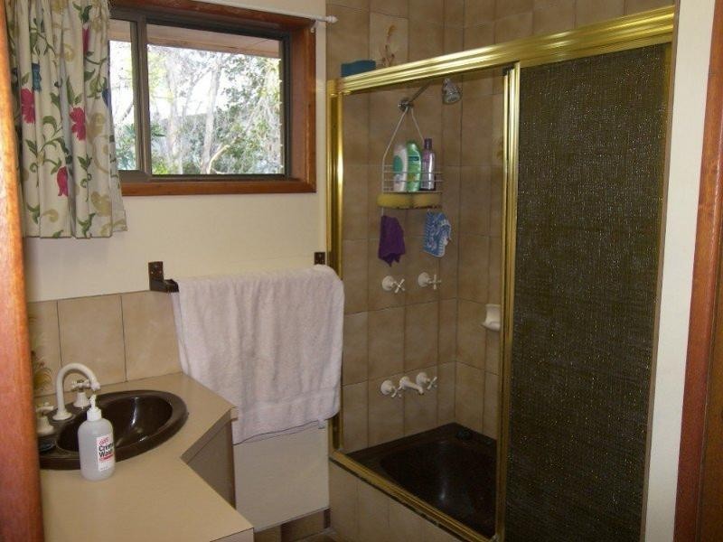 16 Rodger Street, Park Avenue QLD 4701