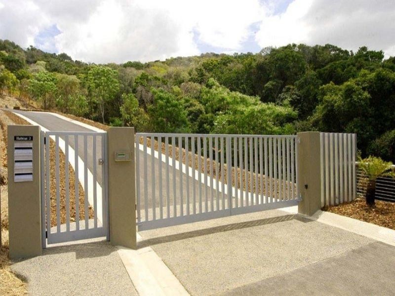 54 Meikleville Street, Yeppoon QLD 4703