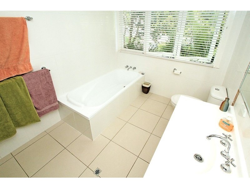 26 Jackson Street, Wandal QLD 4700