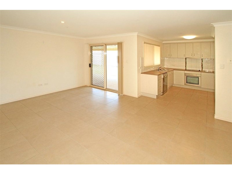 24 Chatterton Boulevard, Gracemere QLD 4702