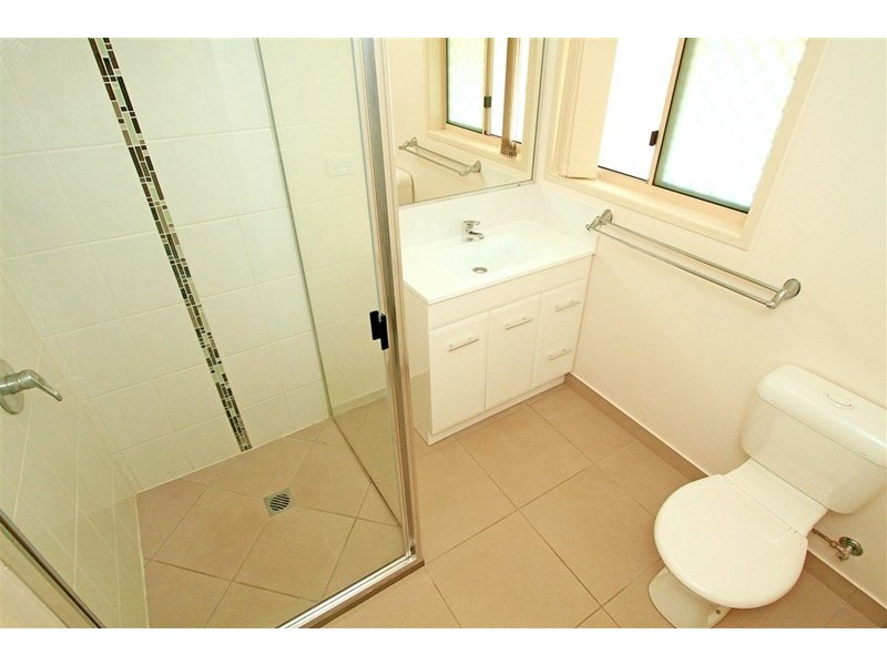 24 Chatterton Boulevard, Gracemere QLD 4702