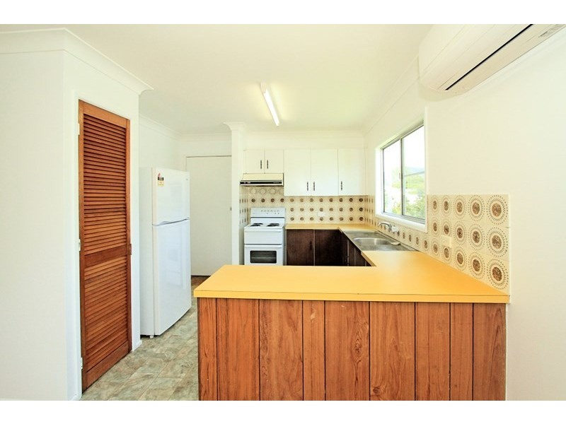 32 Twigg Street, Park Avenue QLD 4701