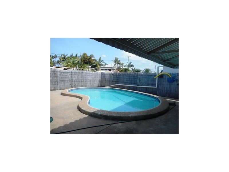 5 Savage Street, Wandal QLD 4700