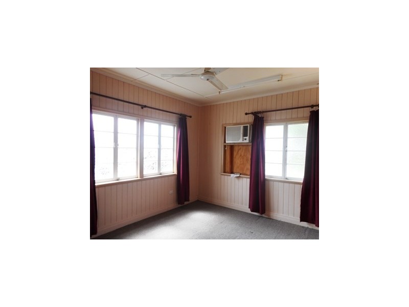 33 Willis Street, West Rockhampton QLD 4700