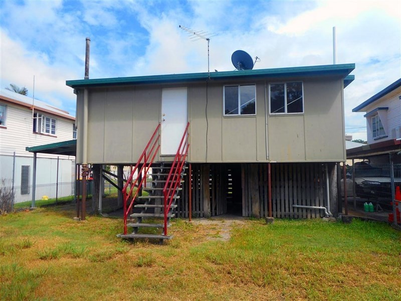 6 Tung Yeen Street, Park Avenue QLD 4701