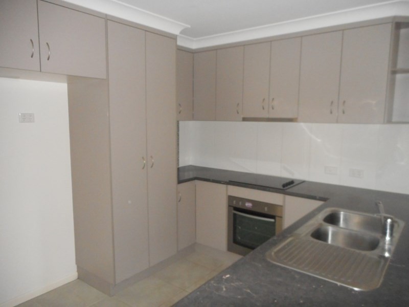 33 Justin Street, Gracemere QLD 4702