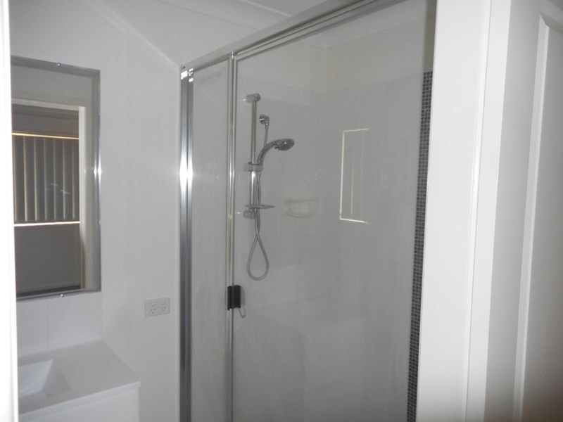 33 Justin Street, Gracemere QLD 4702