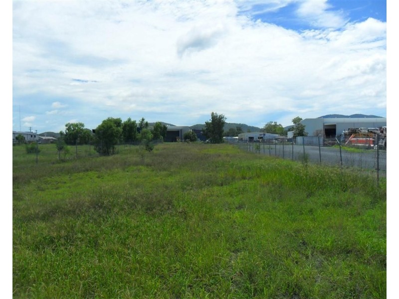 10 Chappell Street, Kawana QLD 4701