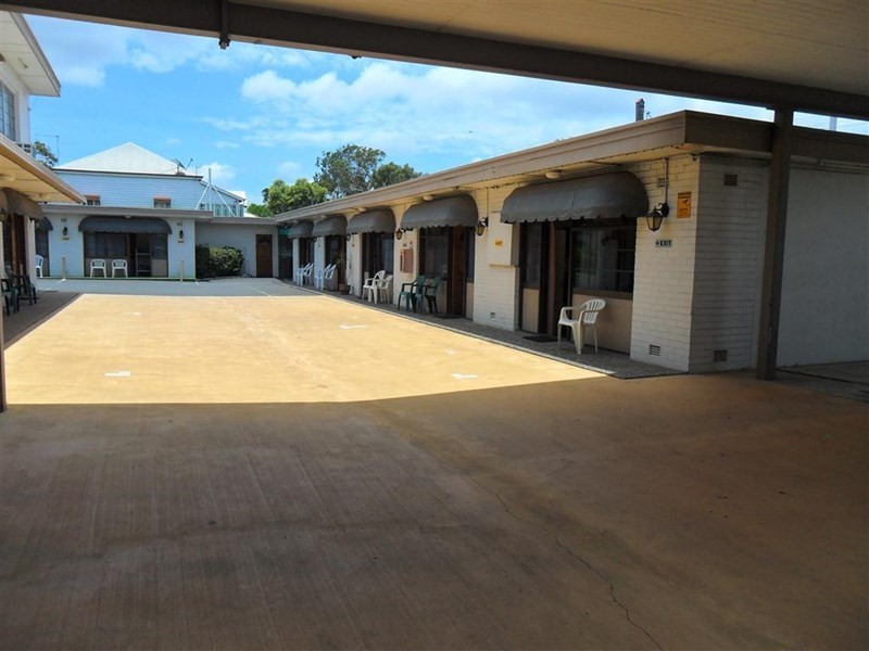 100 Gladstone Road, Allenstown QLD 4700