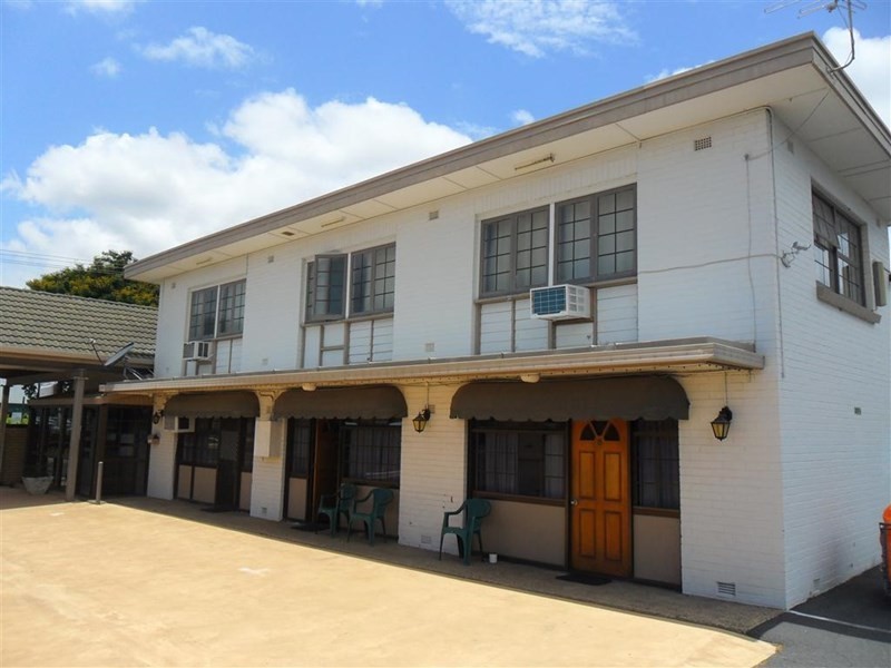 100 Gladstone Road, Allenstown QLD 4700