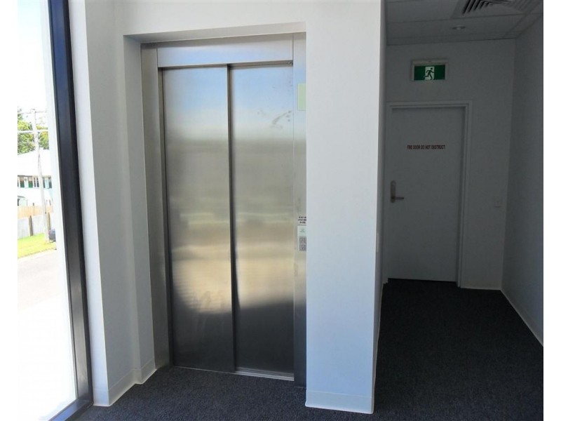 35-37 Macaree Street, Berserker QLD 4701