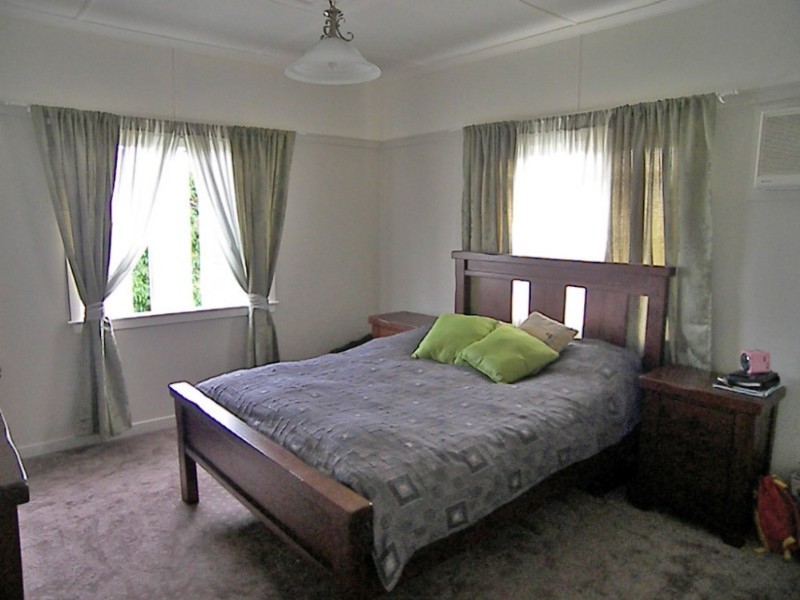 11 Pennycuick Street, The Range QLD 4700