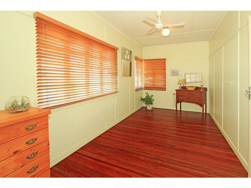 32 Dagmar Street, The Range QLD 4700