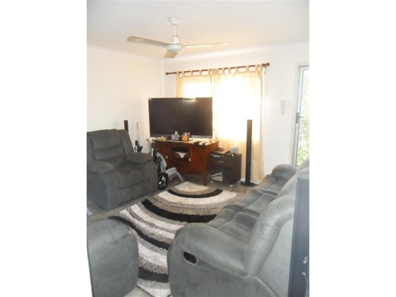 1/114 Sisley Street, Koongal QLD 4701