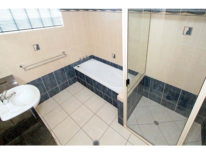 12/22 Victoria Parade, Rockhampton City QLD 4700