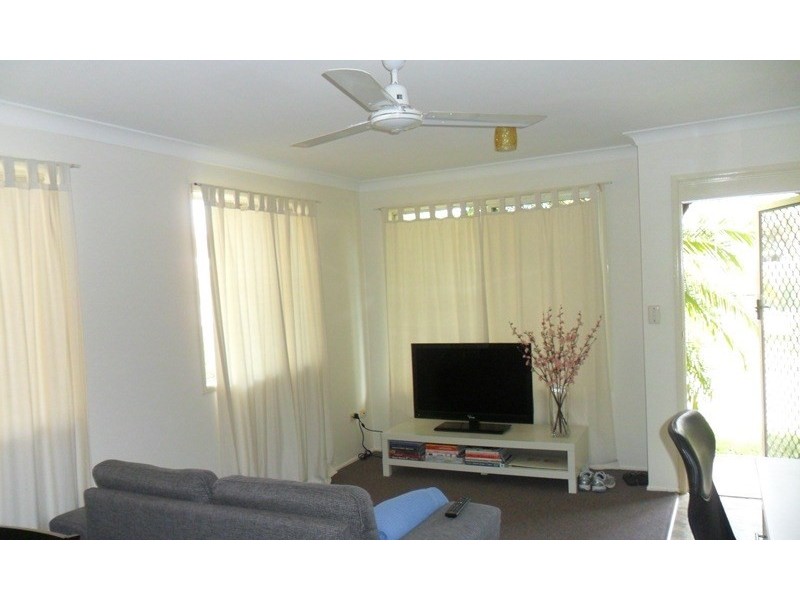 2/340 Shields Avenue, Frenchville QLD 4701