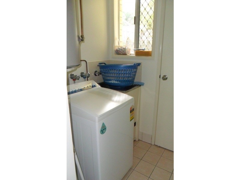 2/340 Shields Avenue, Frenchville QLD 4701