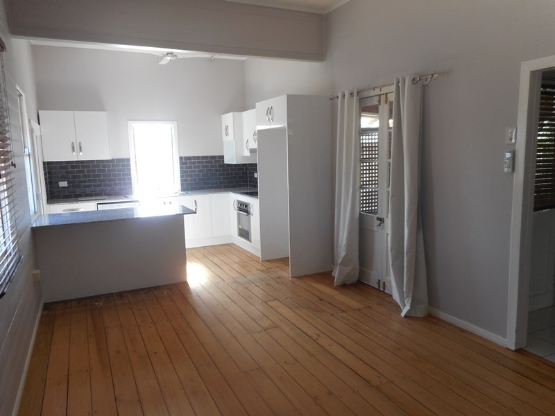 59 Kent Street, Rockhampton City QLD 4700