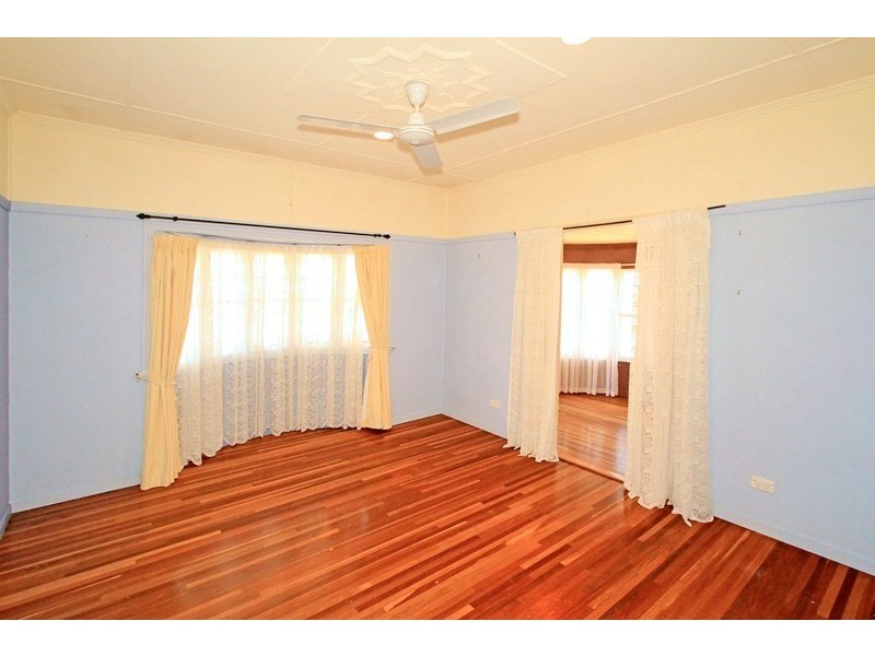 9 Spencer Street, The Range QLD 4700