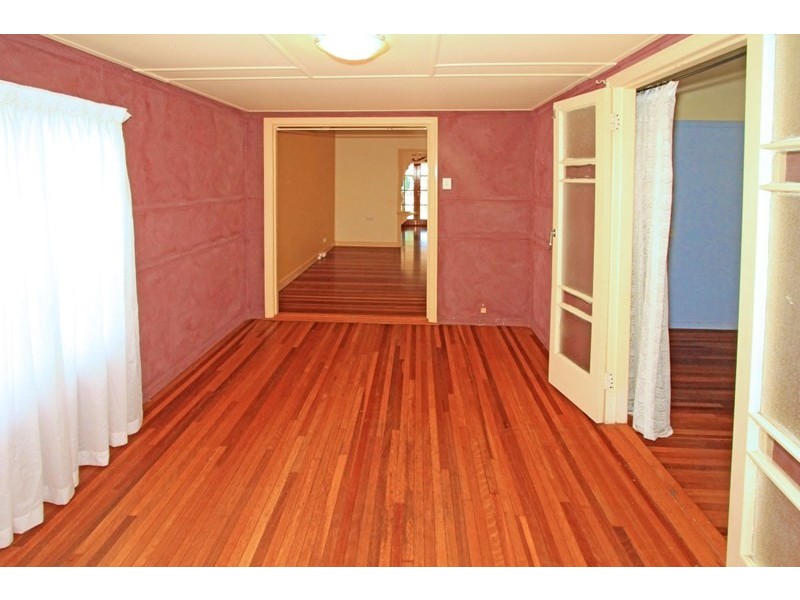 9 Spencer Street, The Range QLD 4700