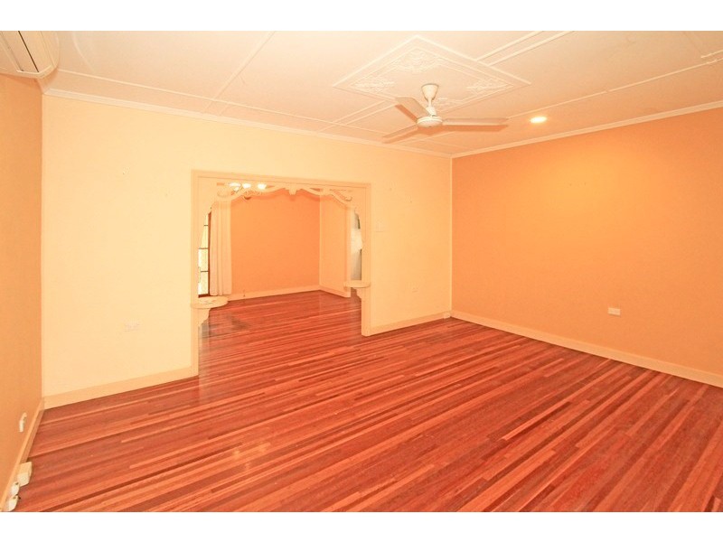 9 Spencer Street, The Range QLD 4700