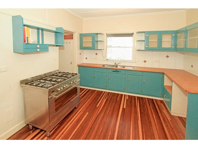 9 Spencer Street, The Range QLD 4700