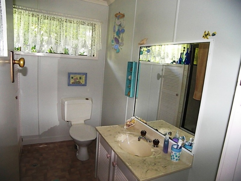 2 Bencke Street, West Rockhampton QLD 4700