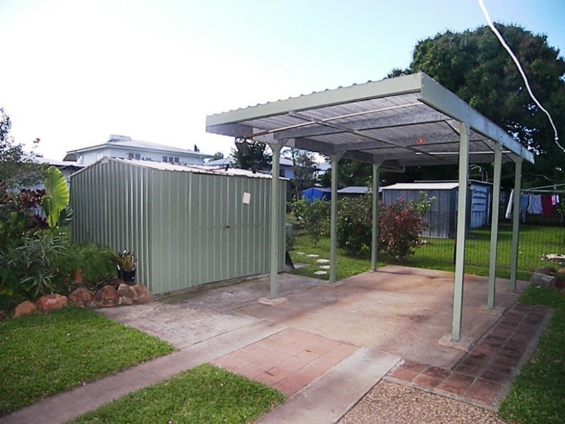 2 Bencke Street, West Rockhampton QLD 4700